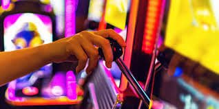 Filipino player joining an online bingo room on 2ezbet using a smartphone